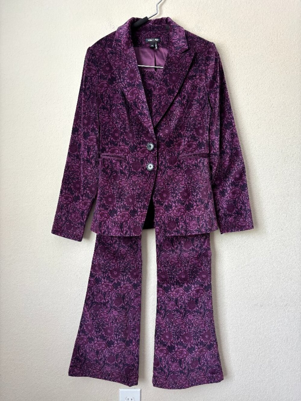 Paige x Morris & Co. 2-Piece Chelsee Blazer & Lou Lou Trouser Pants Set